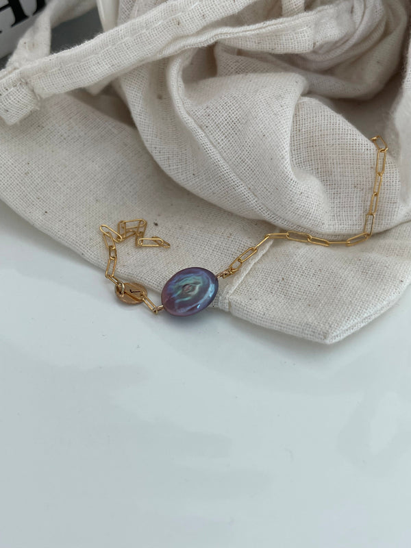 Charming Button Baroque Pearl Bracelet