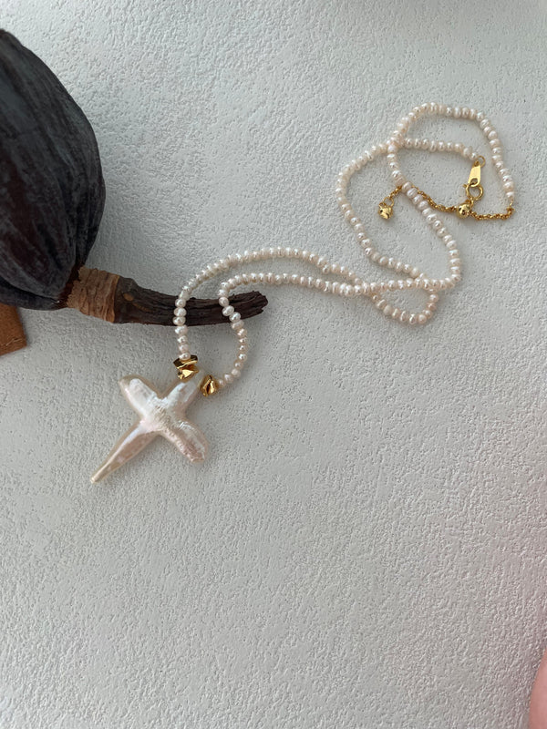 Baroque Cross Pendant Necklace