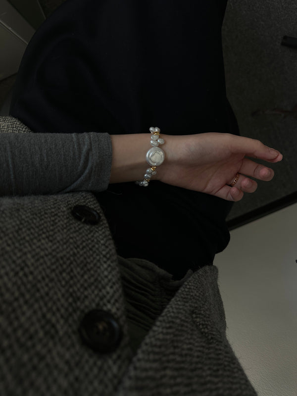 Rippling Keshi Pearl Bracelet