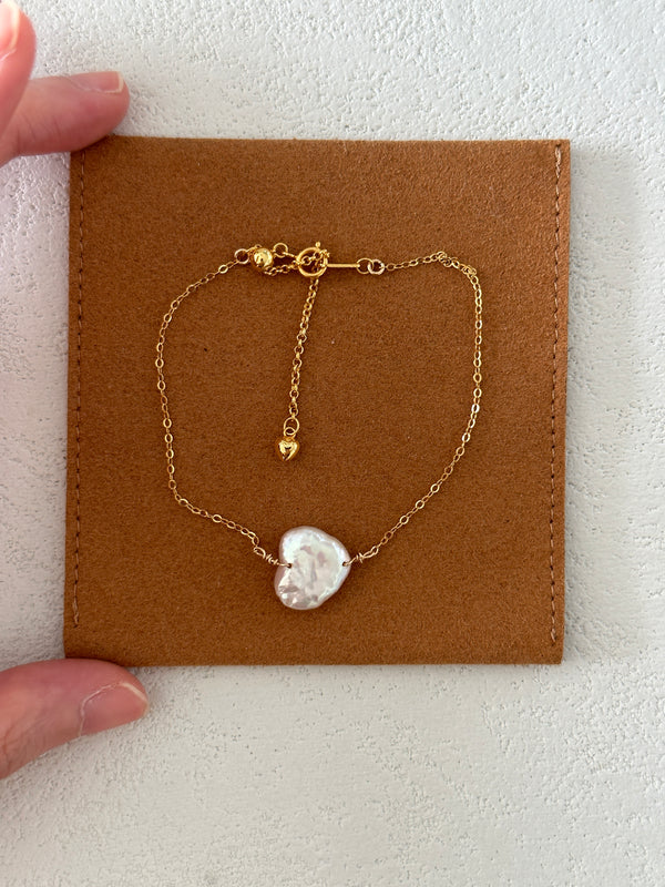 Small Heart Baroque Pearl Chain Bracelet