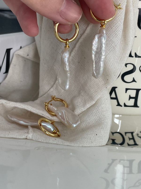 Unique Lute-Shaped Sliver 18k Baroque Pearl Earrings