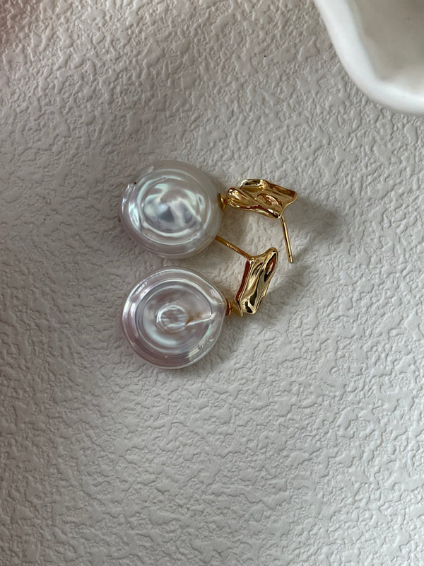 Italian style Roman Holiday disc baroque earrings